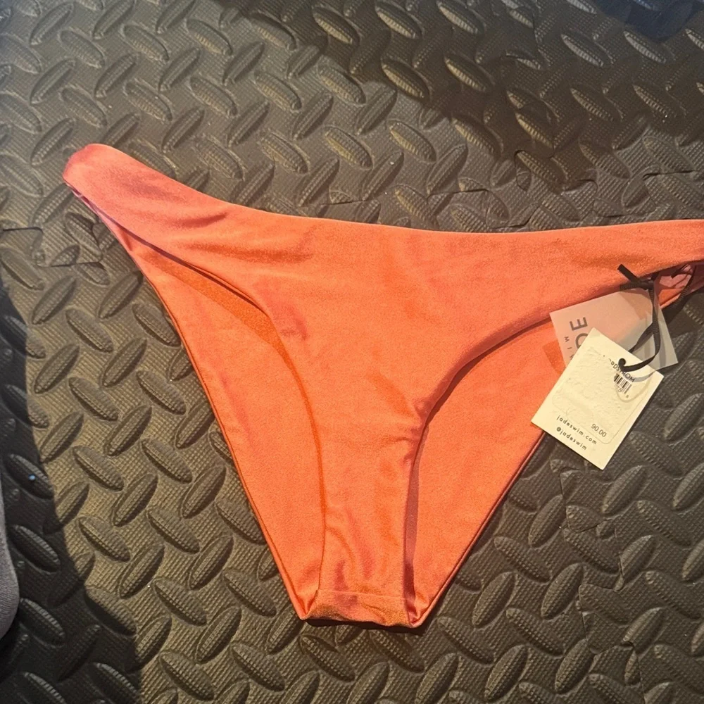 JADE SWIM • NWT $90 USD Most Wanted Bikini Bottom RW1 - Picture 8 of 8